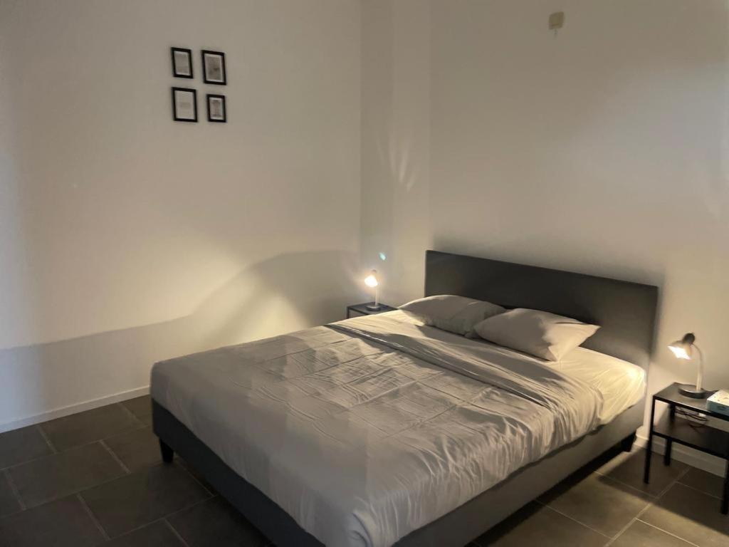 Station 171 Bruxelles-Charleroi-Airport Apartment Ngoại thất bức ảnh